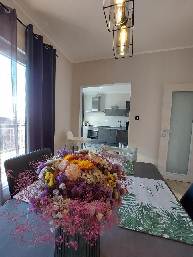Family Apartment Cathy Galižana Esterno foto